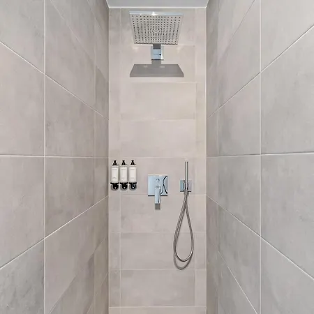 Voya Residence Zenit Royal - Luxury Apart Hotel Rooftop Views & Concierge Luxembourg Exterior photo