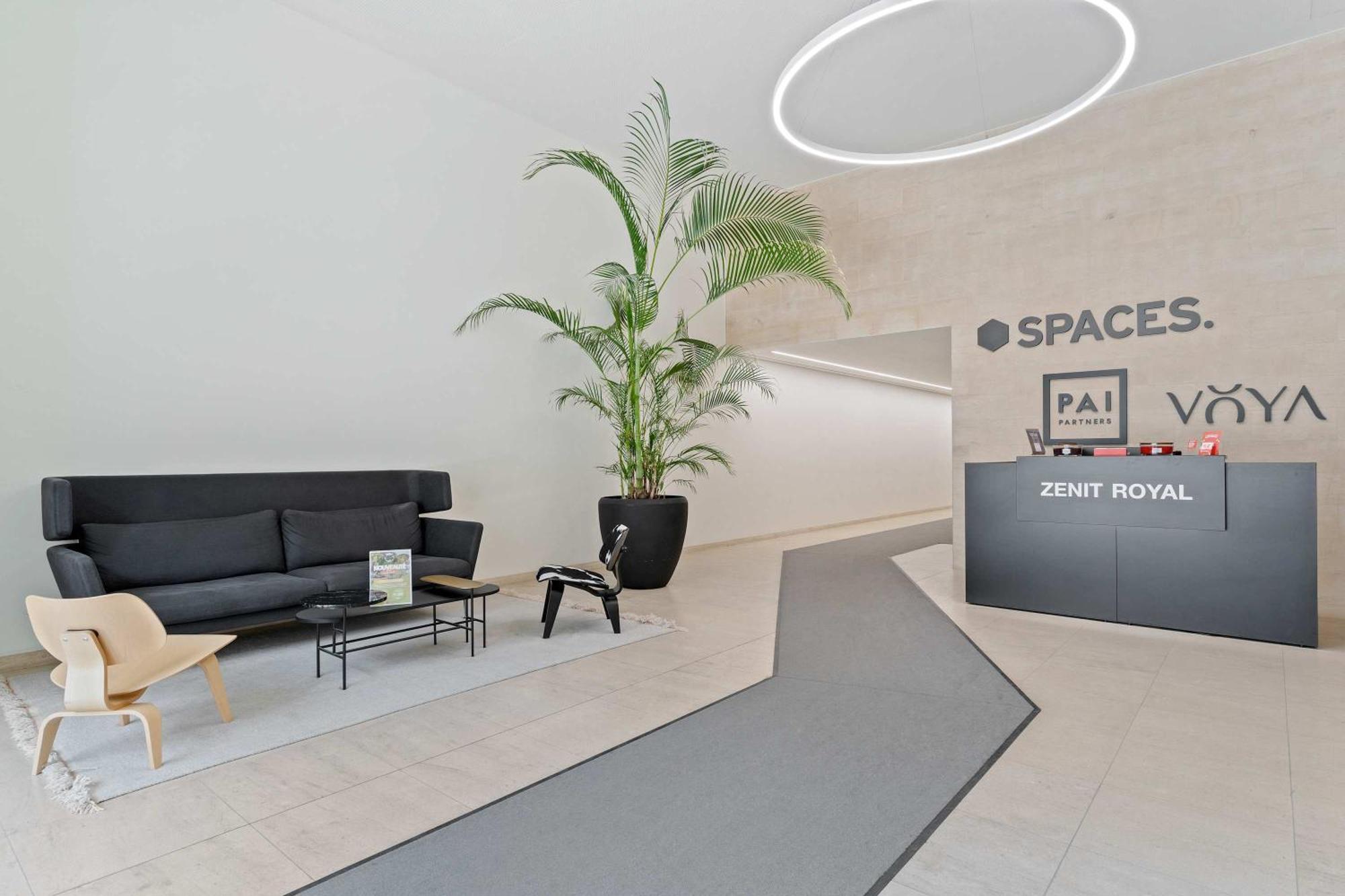 Voya Zenit Royal - Luxury Rooftop Views & Concierge Apartment Luxembourg
