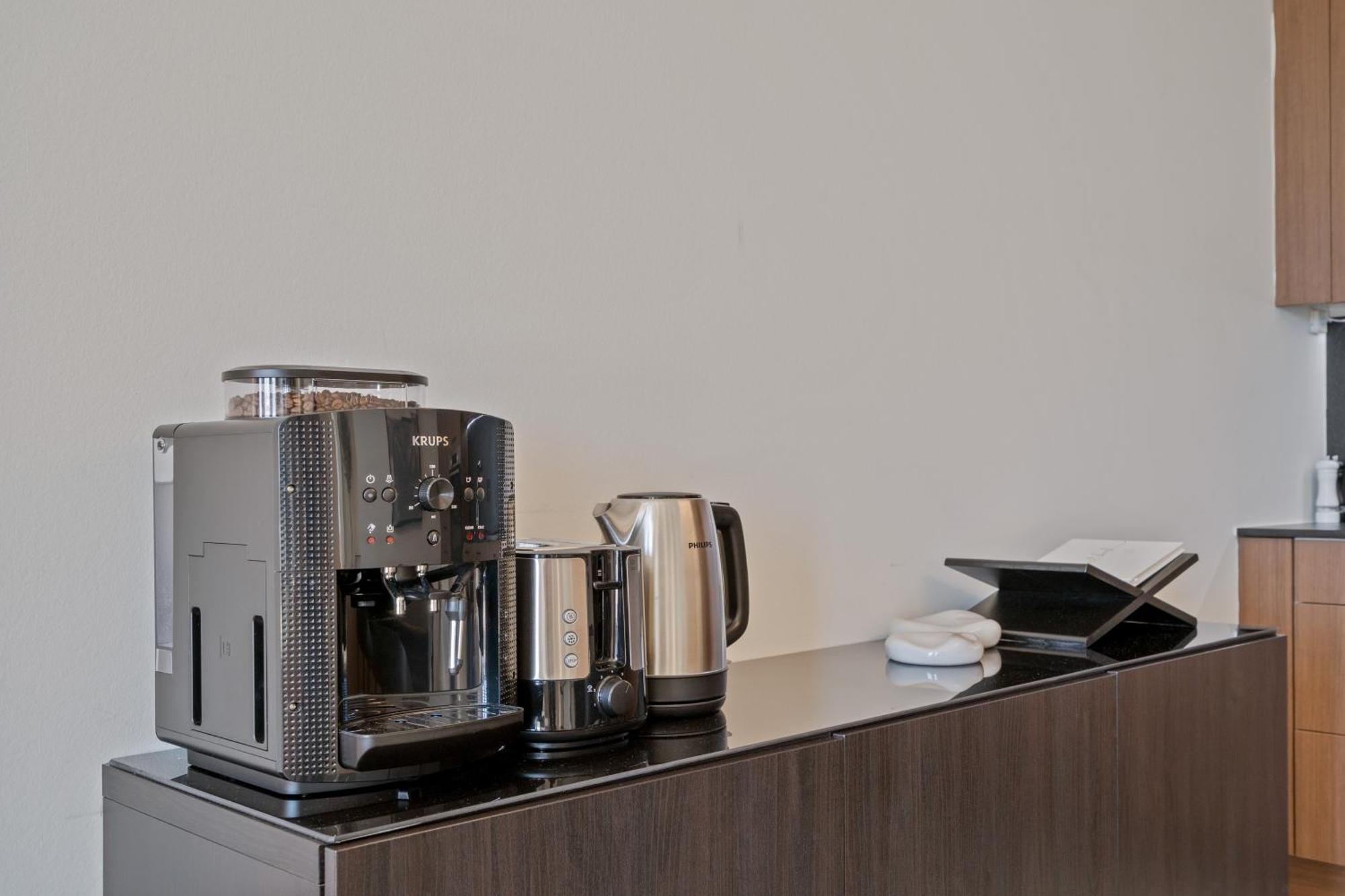 Voya Zenit Royal - Luxury Rooftop Views & Concierge