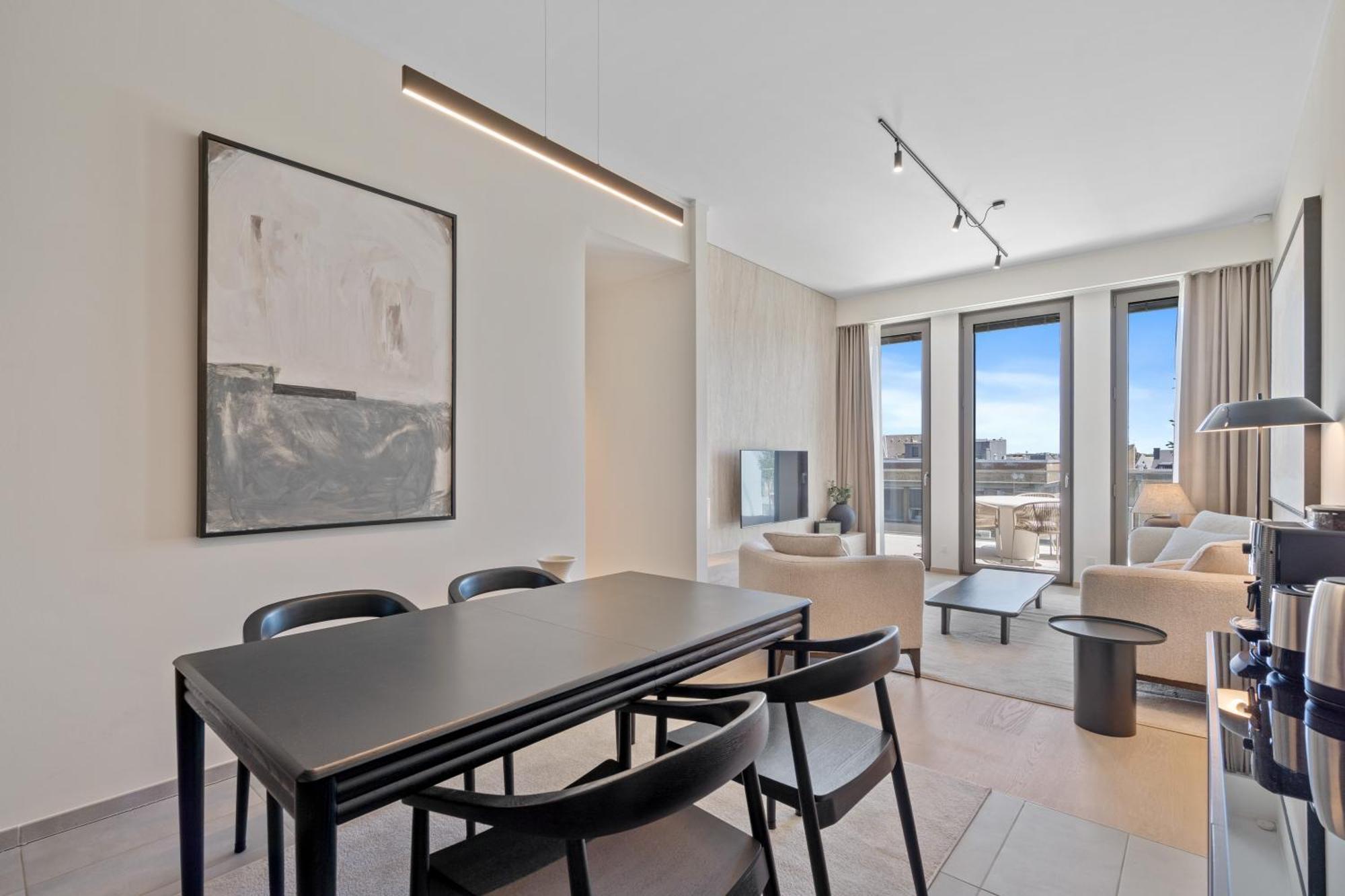Voya Zenit Royal - Luxury Rooftop Views & Concierge